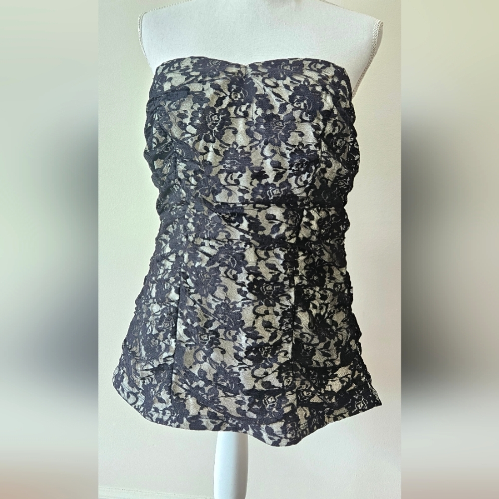 Torrid black lace strapless top